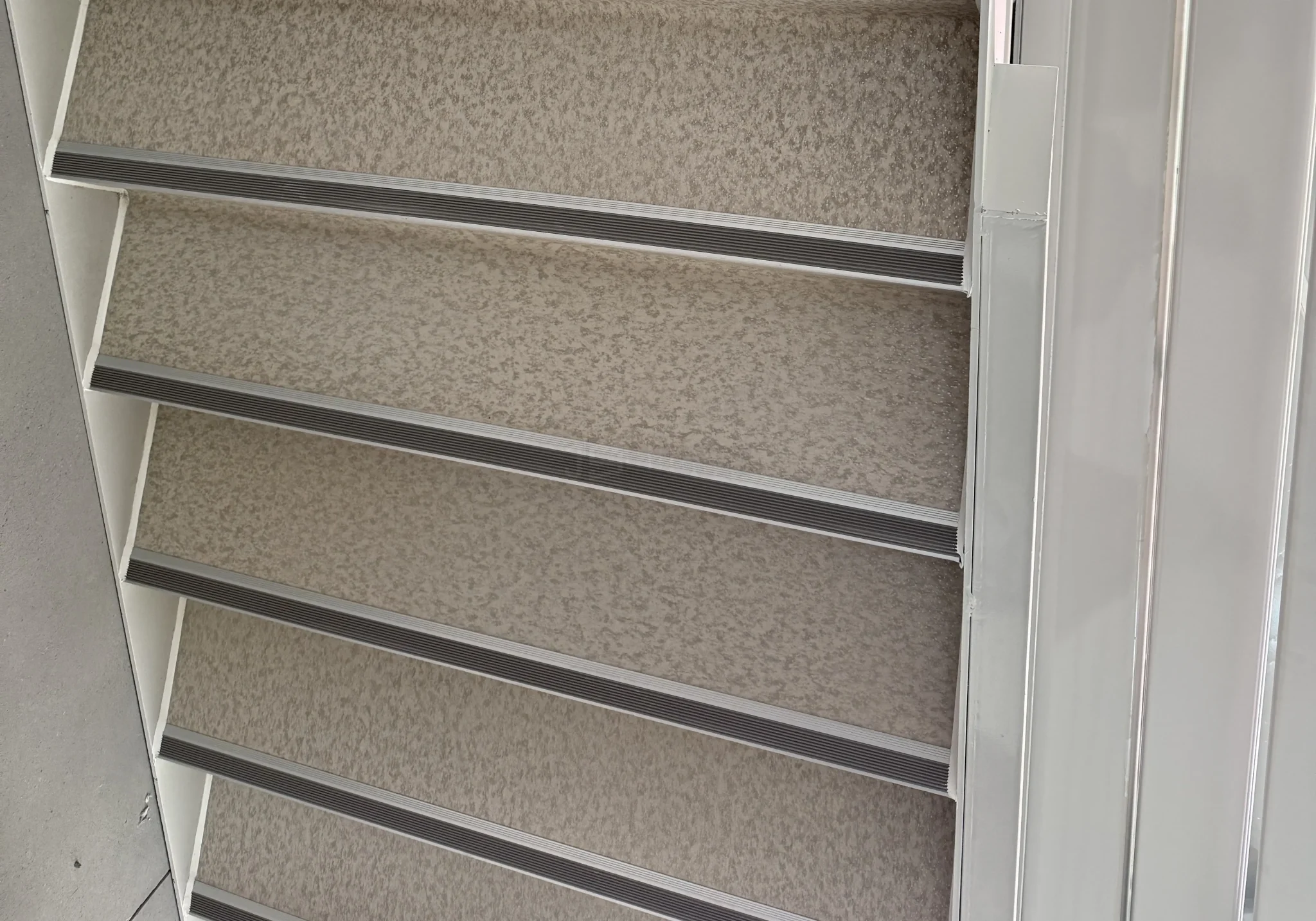 flat pack container stairs 1 2048x1434
